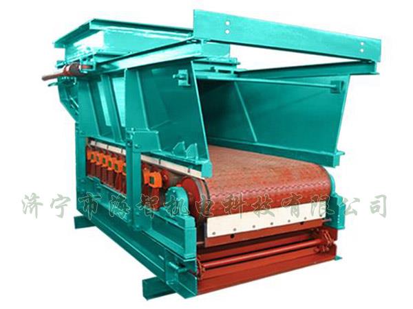 帶式（甲帶）給料機具有運行平穩(wěn)、節(jié)能、環(huán)保等優(yōu)點